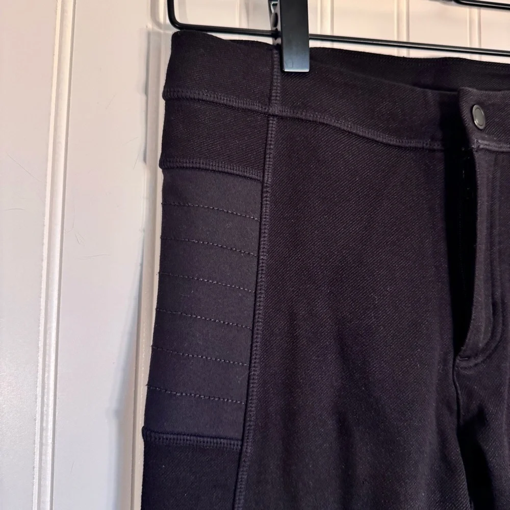 Athleta Black Trail Setter Moto Leggings Black Stretchy Athletic Motion Pants 6 - Picture 4 of 13